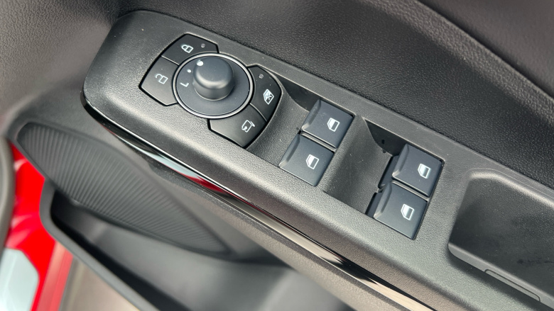 Ford Puma 1.0 EcoBoost Hybrid mHEV ST-Line 5dr Petrol Hatchback